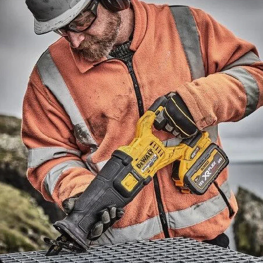 Dewalt 18V Li-Ion Cordless Reciprocating Saw Brushless Motor Flexvolt