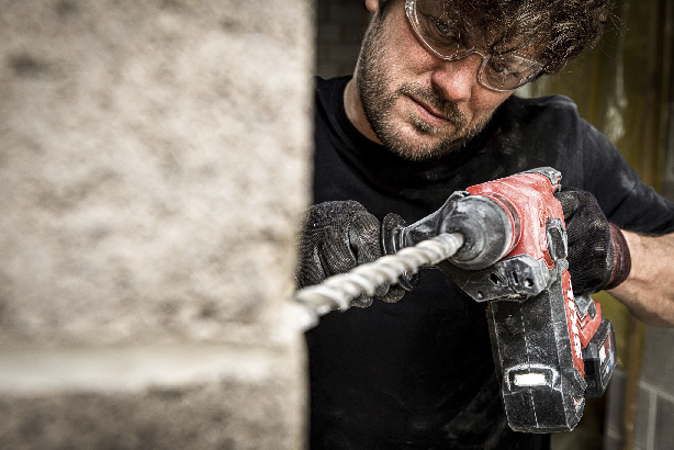 SKIL BRUSHLESS' CORDLESS SDS DRILL - 3851 CA