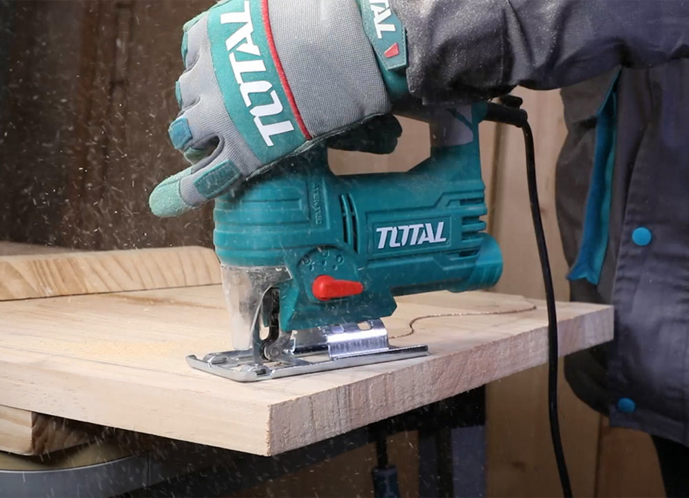Total Jigsaw Laser 570W