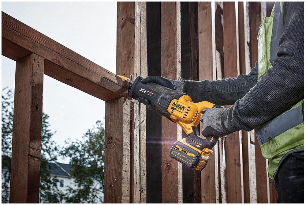 Dewalt 18V Li-Ion Cordless Reciprocating Saw Brushless Motor Flexvolt