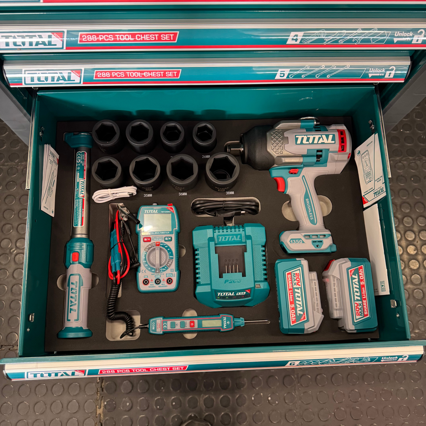 TOTAL 20v Combo I/wrench 1350nm Tool Trolley 288PC – THPTCS82882