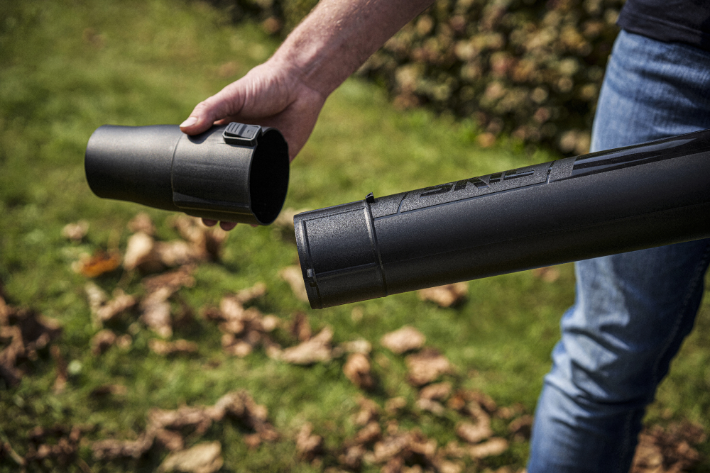 SKIL BRUSHLESS CORDLESS LEAF BLOWER - 0331 CA