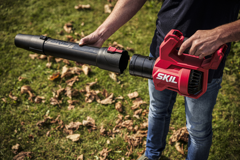 SKIL BRUSHLESS CORDLESS LEAF BLOWER - 0331 CA