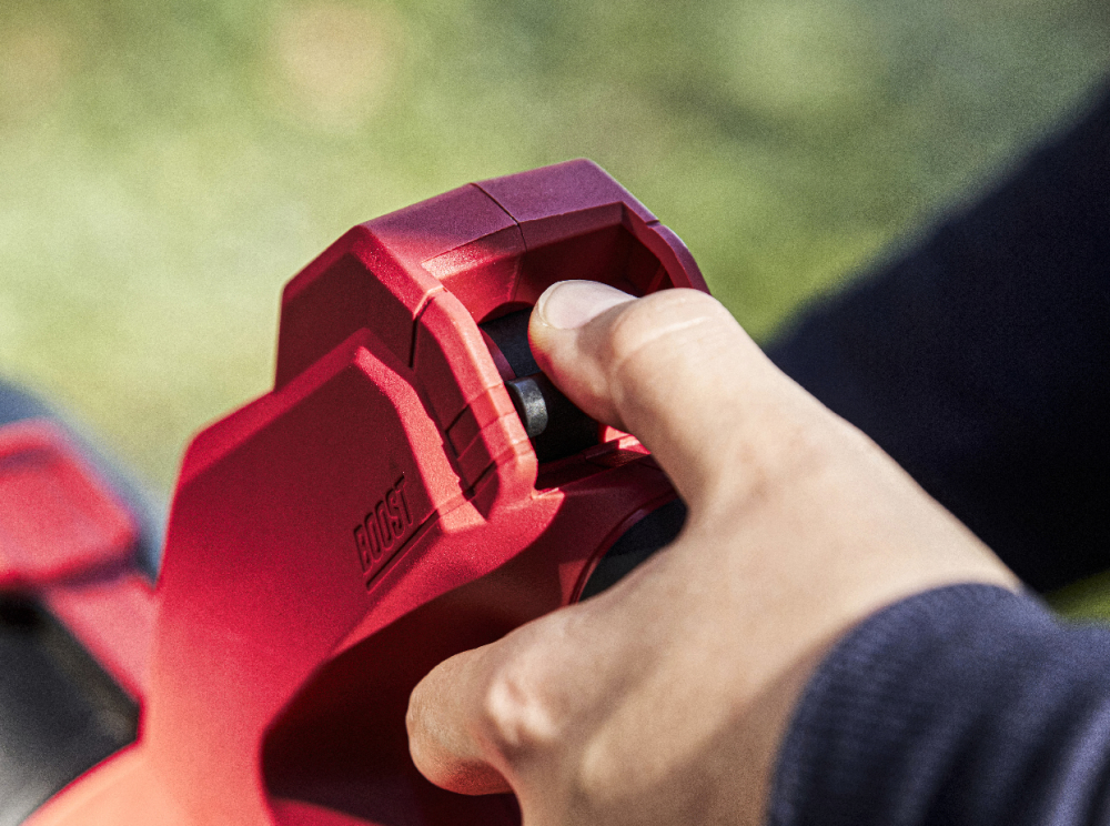 SKIL BRUSHLESS CORDLESS LEAF BLOWER - 0331 CA