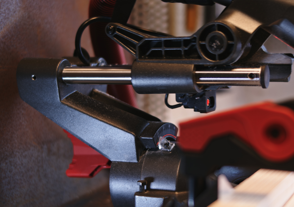 SKIL SLIDING MITRE SAW - 1310 AA