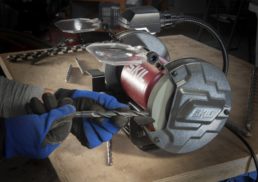 SKIL BENCH GRINDER - 1355 AA