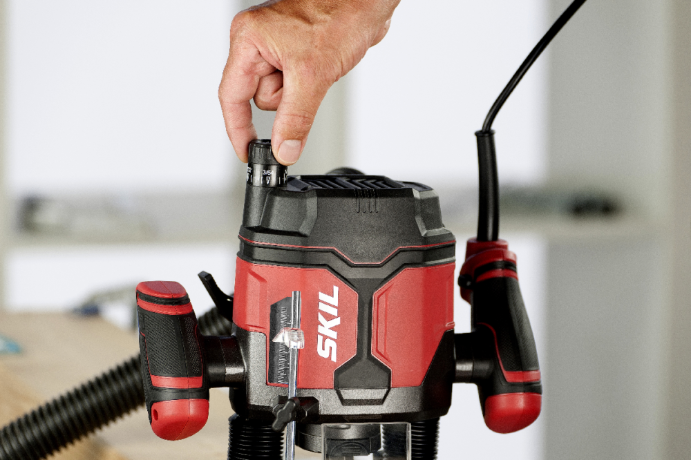 SKIL WOOD ROUTER - 1860 AA