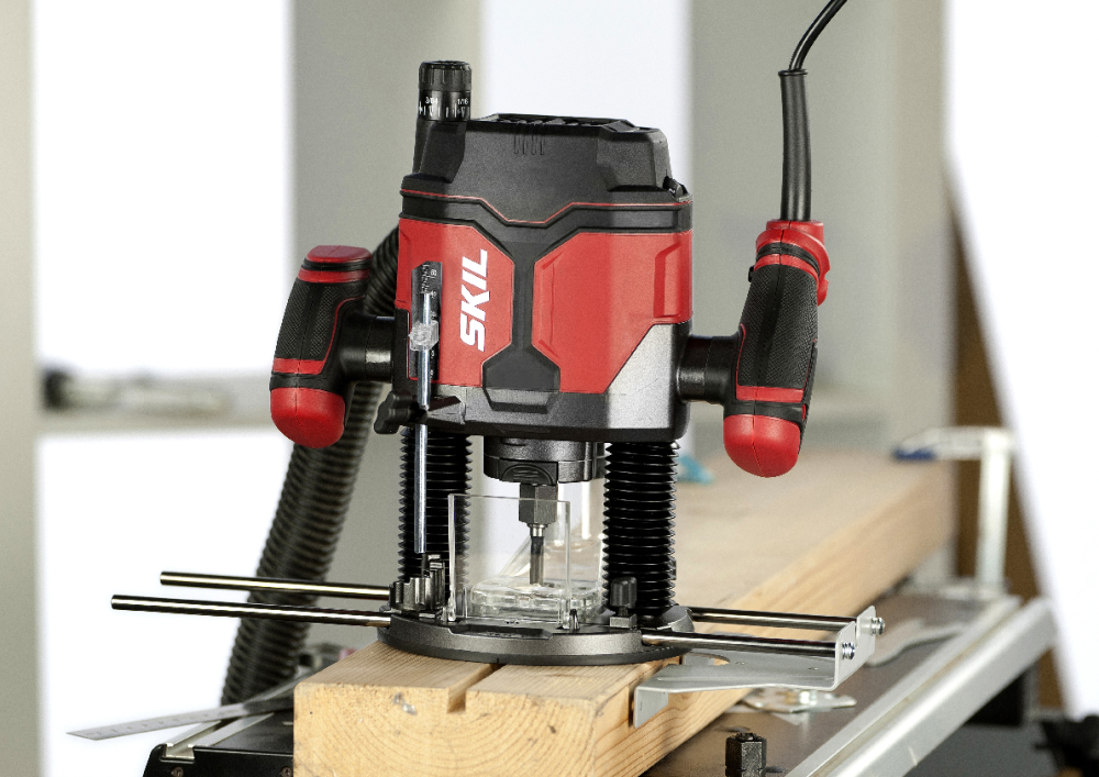 SKIL WOOD ROUTER - 1860 AA