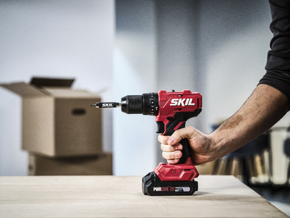 SKIL BRUSHLESS CORDLESS HAMMER DRILL KIT - 3021 HB
