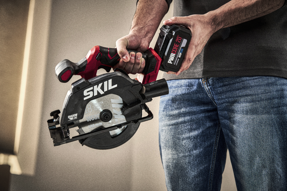 SKIL BRUSHLESS CORDLESS CIRCULAR SAW - 3551 CA