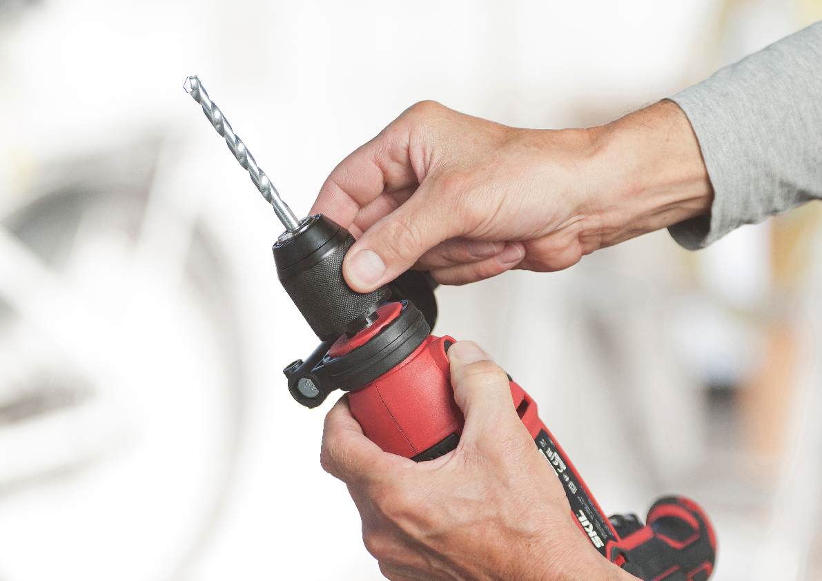 SKIL HAMMER DRILL 710W - 6725 AA