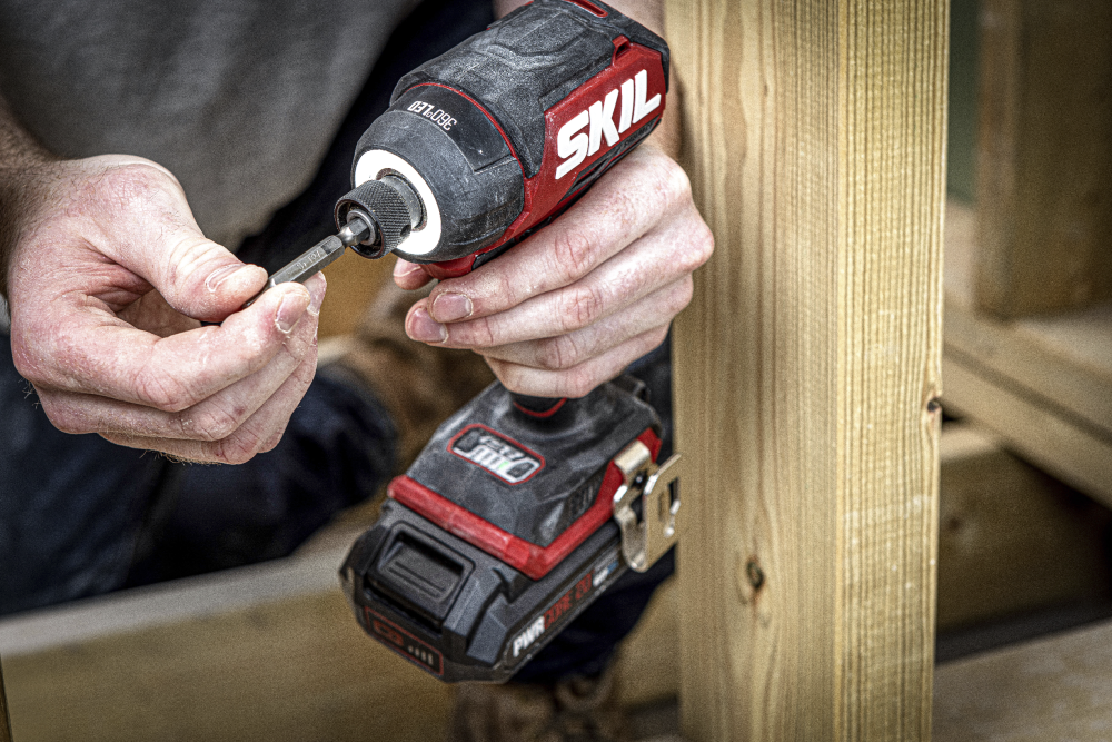 SKIL COMPACT BRUSHLESS' CORDLESS IMPACT DRIVER - 3225 CA