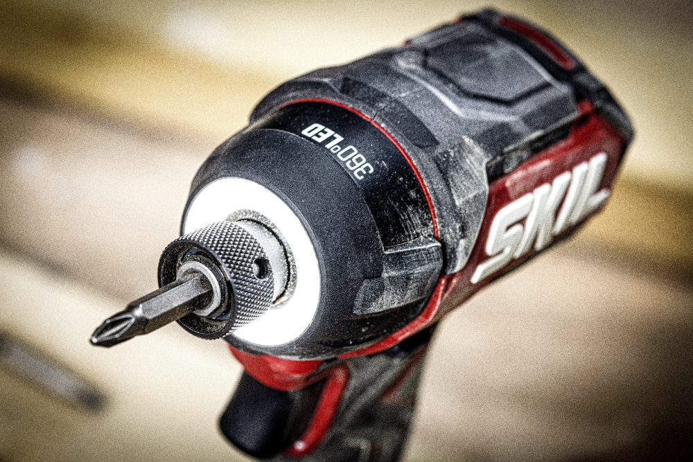 SKIL COMPACT BRUSHLESS' CORDLESS IMPACT DRIVER - 3225 CA