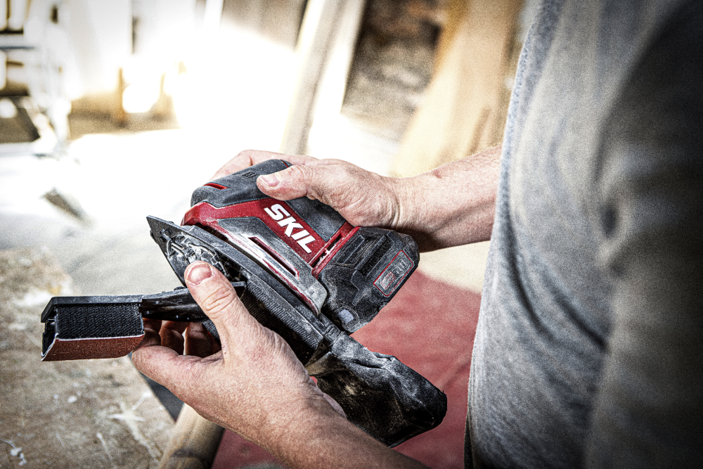 SKIL COMPACT BRUSHLESS' CORDLESS MULTI SANDER - 3720 CD
