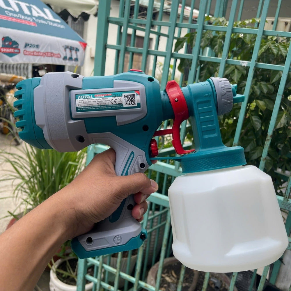 TOTAL 20V Spray Gun 800ml 1x2AH+Charger+Acc (KIT) – TSGLI20042